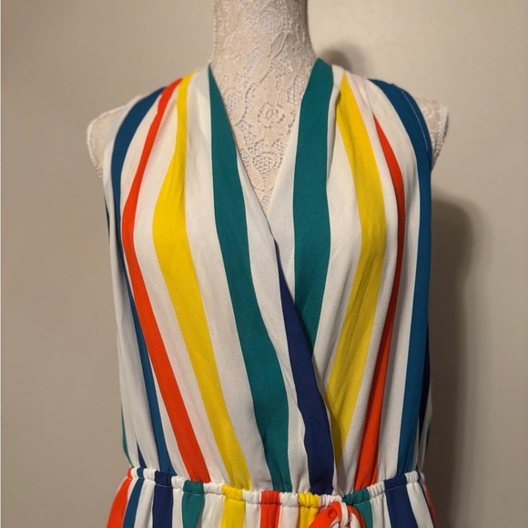 Guilt Trip Colorful Sleeveless Shorts Romper - Picture 2 of 8